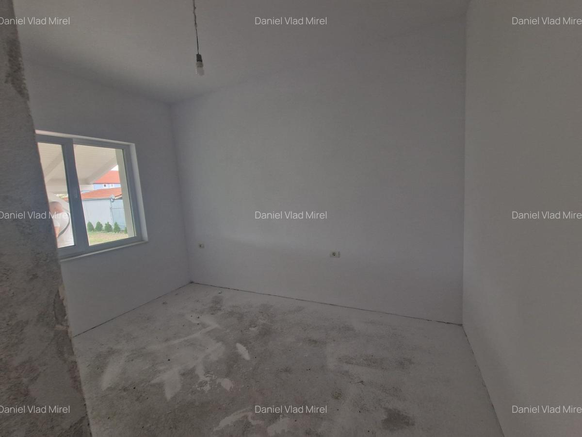 360IMOBILIARE propune spre vânzare o casă individuală pe parter - 10