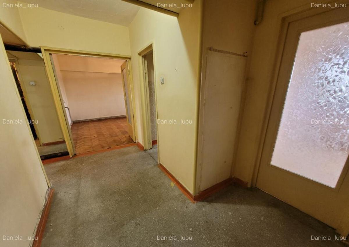 Apartament 4 camere - 82 mp - ultracentral - Targu Jiu - 10 Apartament 4 camere - 82 mp - ultracentral - Targu Jiu - 10