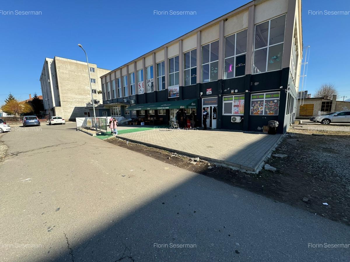 Mega spațiu comercial de vănzare/închiriere în Codlea - 3