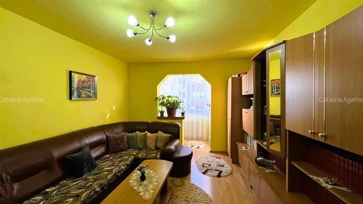 SUPER OFERTA! Apartament 3 camere, etaj 1! Zona foarte buna, Sacele - 2