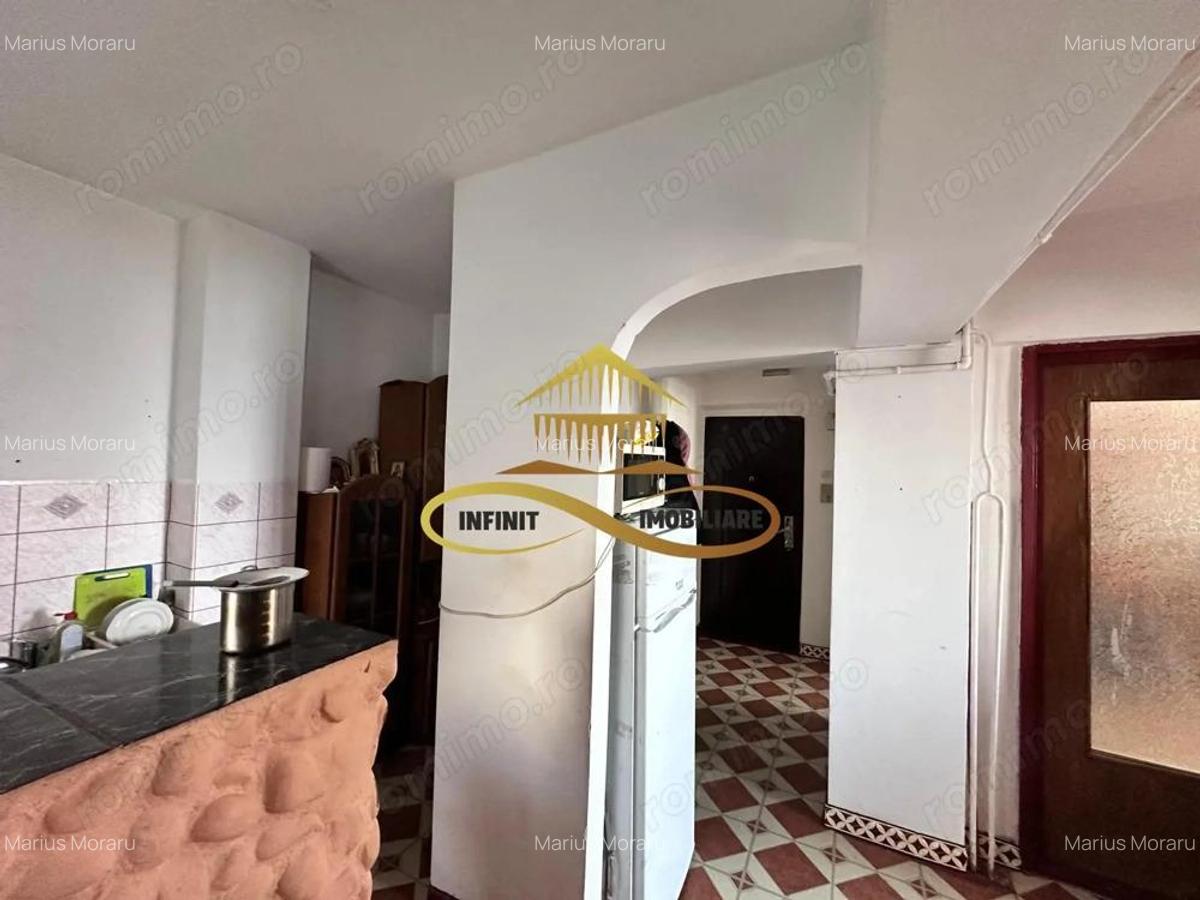 De vanzare apartament 3 camere,Str Letea, Bacau - 3