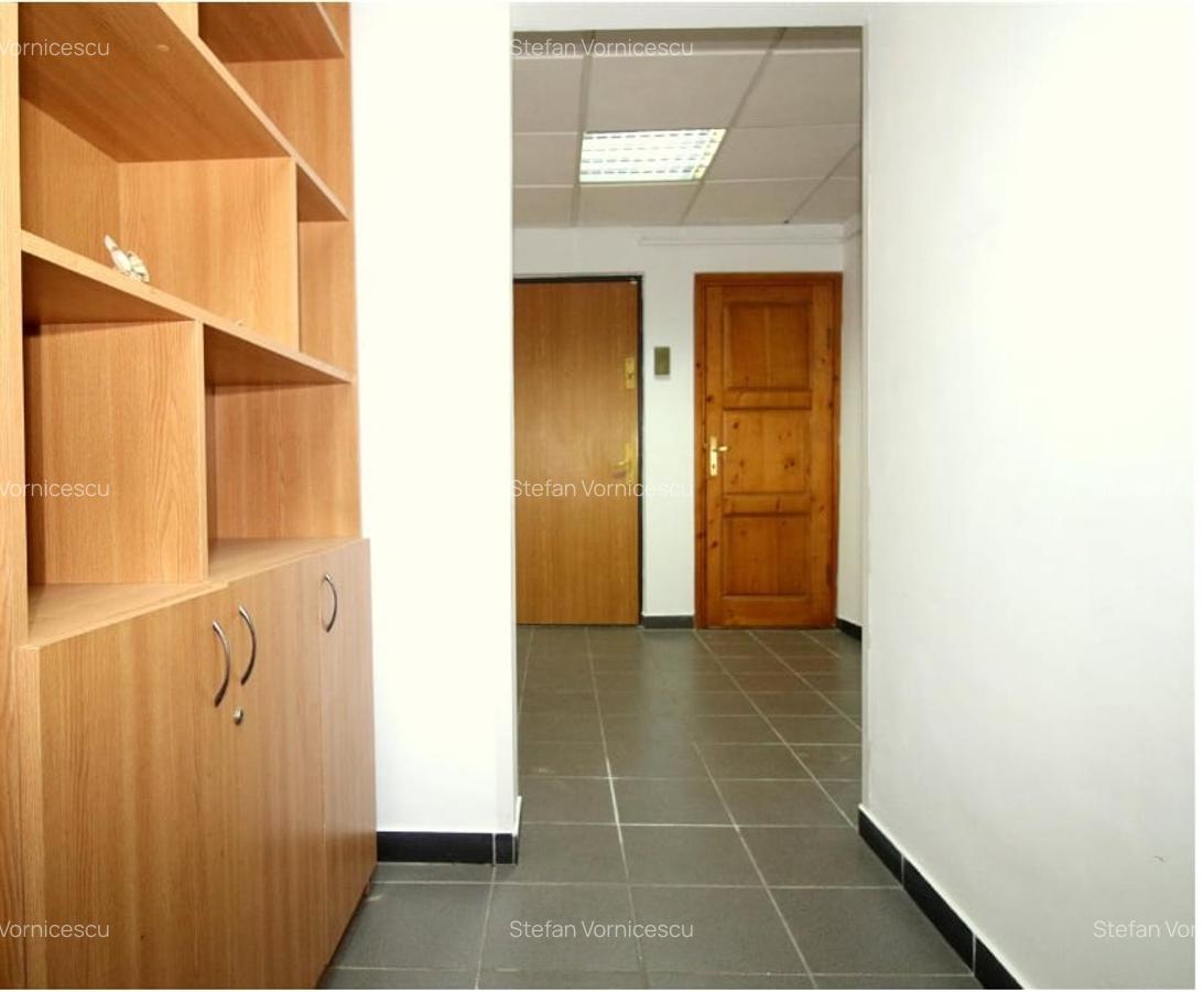 Apartament pentru Birou in centru Palas disponibil imediat 4 camere - 6