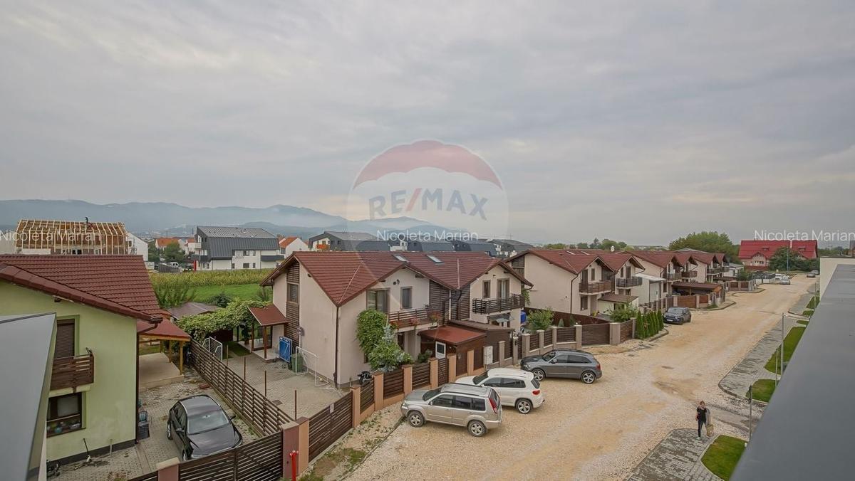 Apartament cu terasa panoramica de inchiriat Uno Brasov - 26