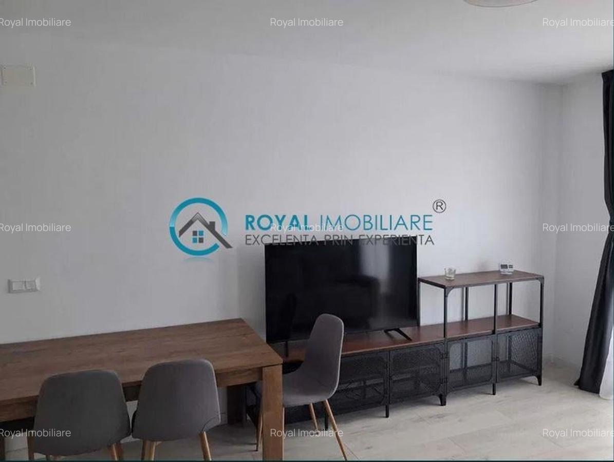 Royal Imobiliare - Vanzare apartament 3 camere zona Vest - 2
