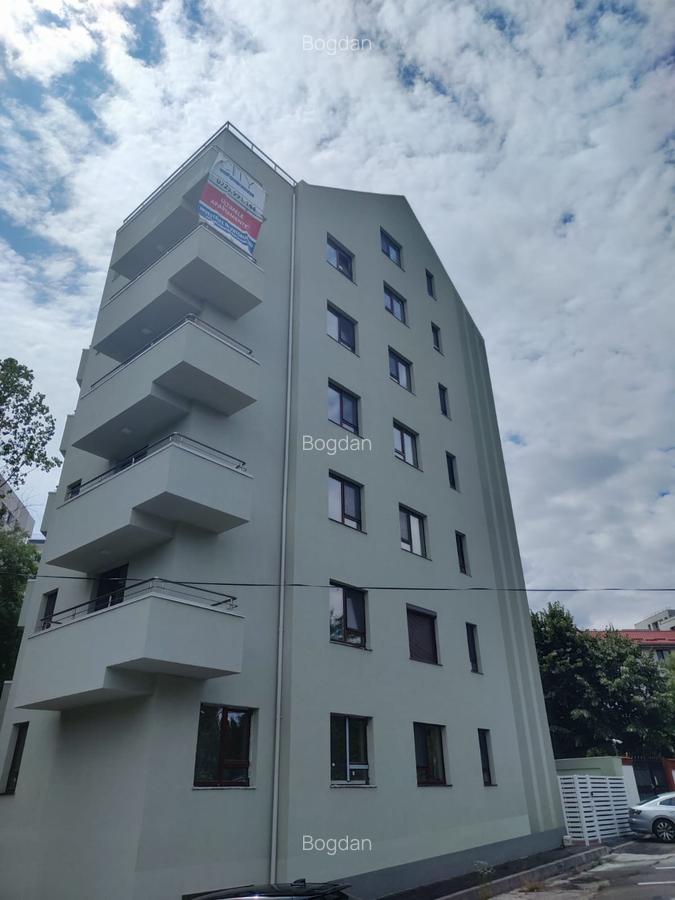 Apartament cu 3 camere nedecomandat în Titan - 14
