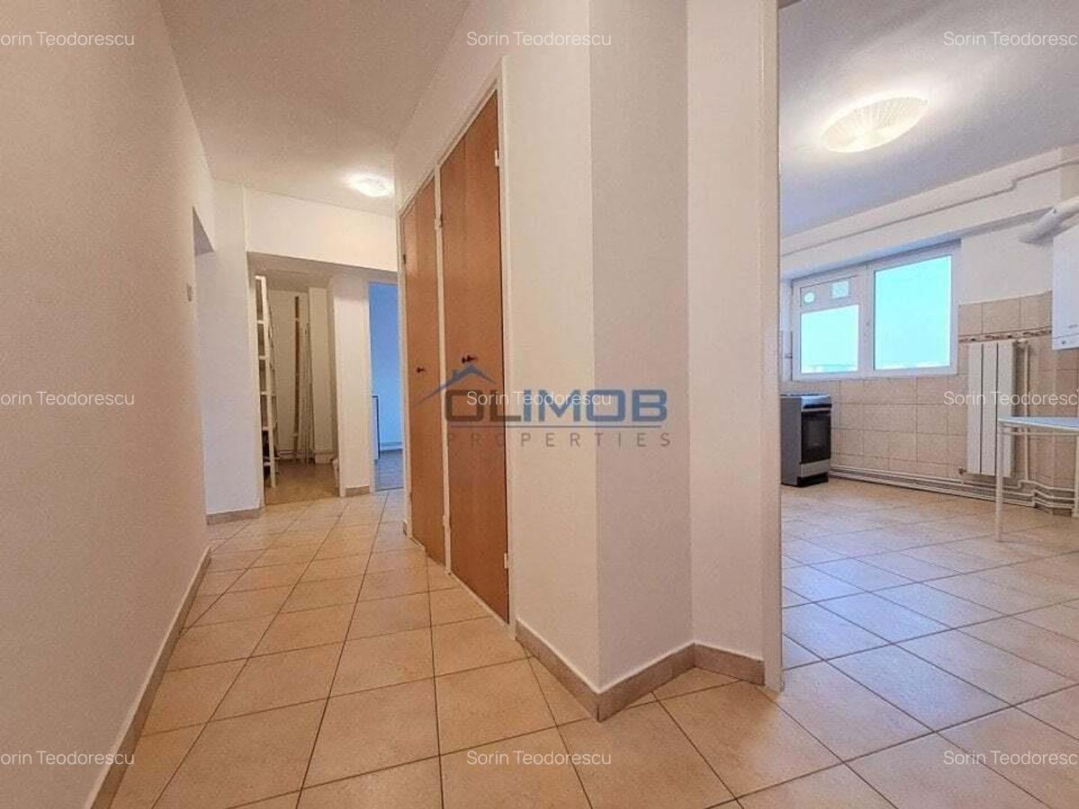 13 SEPTEMBRIE | DR. SARII | c-tie 2000 - 3 13 SEPTEMBRIE | DR. SARII | c-tie 2000 - 3