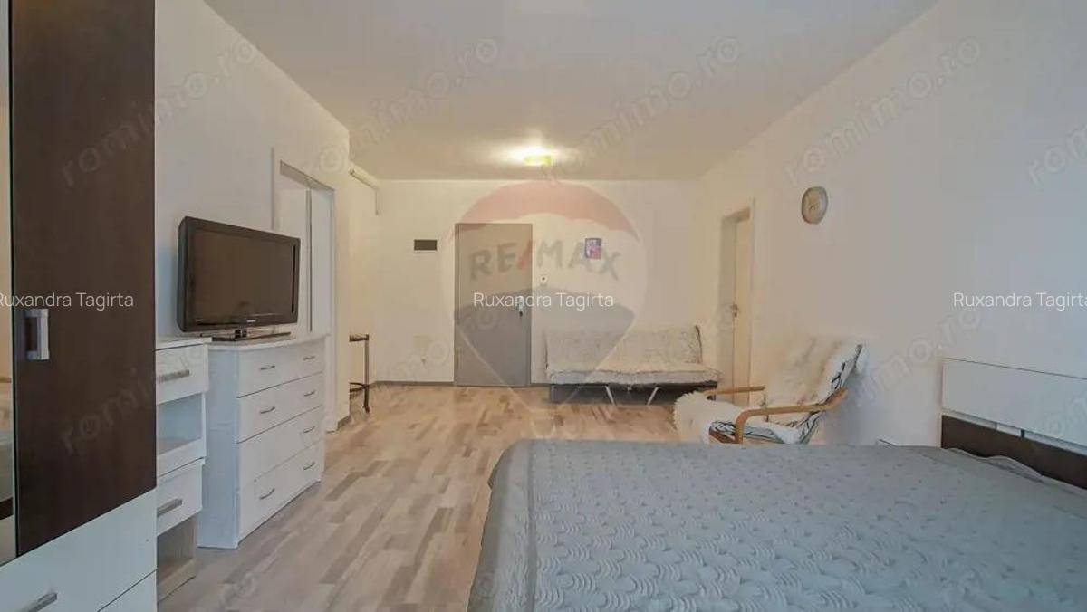 Garsoniera spa?ioasa cu priveli?te Avantgarden etaj intermediar - 3