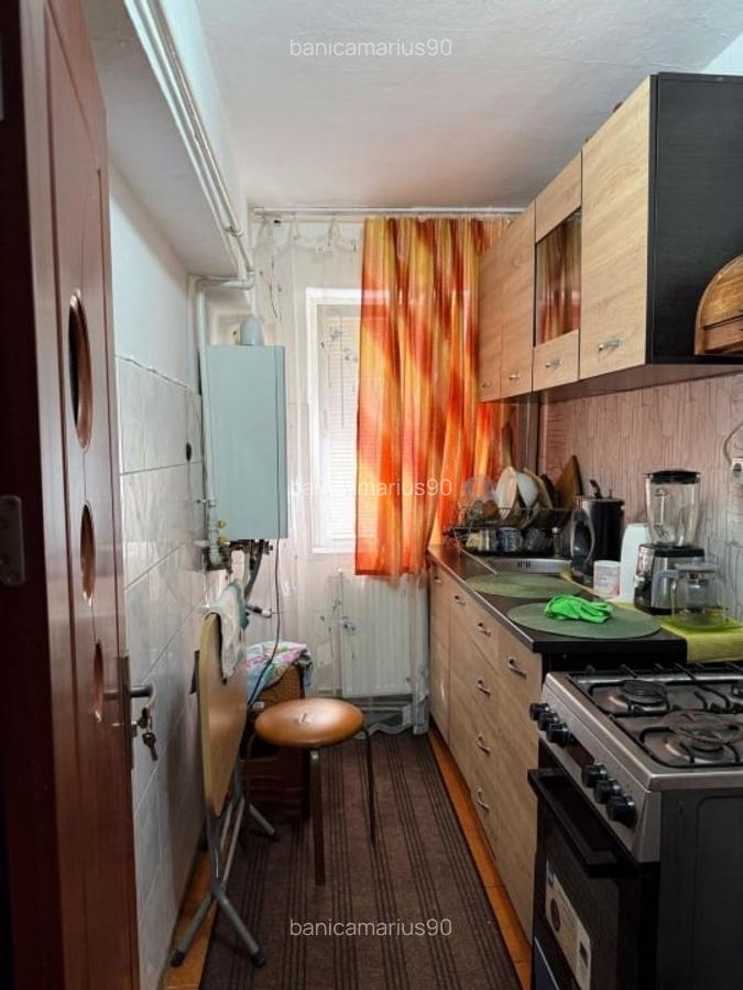 Apt 3 camere,45 mp, zona mall Tg Jiu - 16