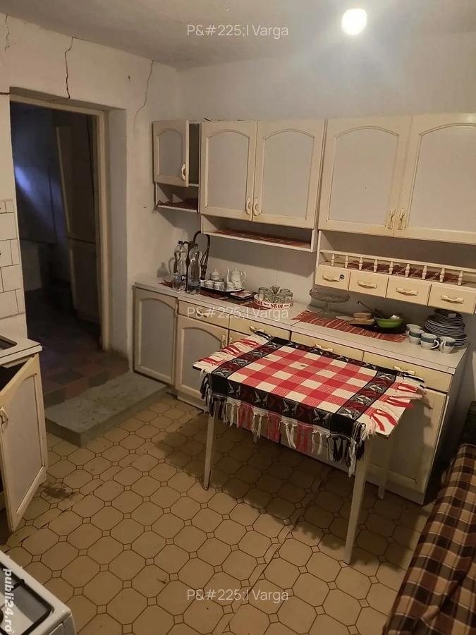 Casa de vanzare in Iosia nord , la 15 de centrul orasului mers pe jos. - 5