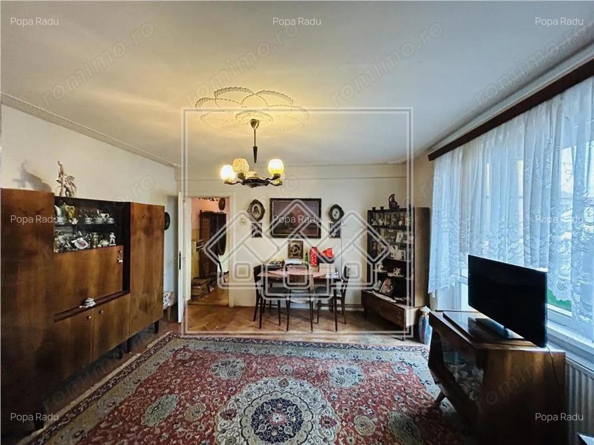 Ap cu 2 camere, balcon, etaj 3 4, zona Terezian - 2