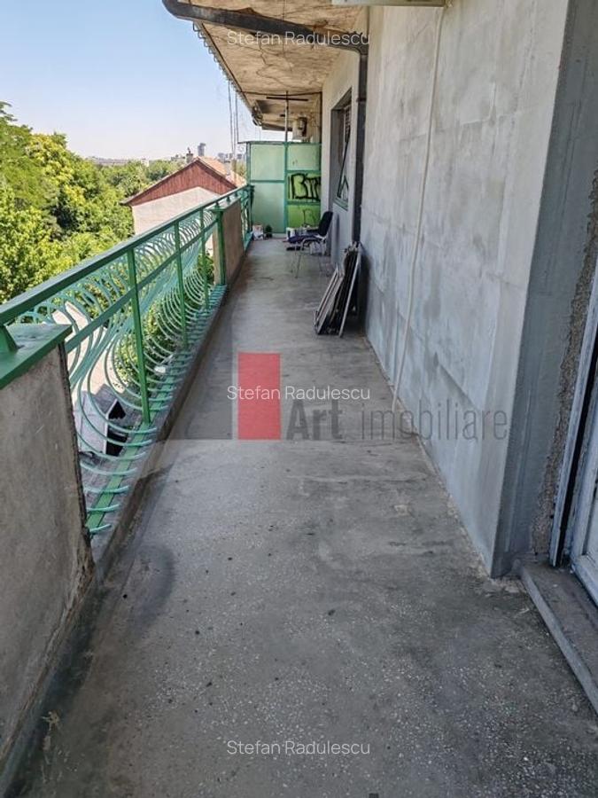 Apartament cu 4 camere decomandat în Cotroceni - 16