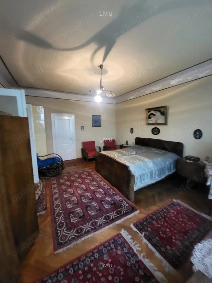 Casa cu pozitie deosebita in zona centrala - 5 Casa cu pozitie deosebita in zona centrala - 5