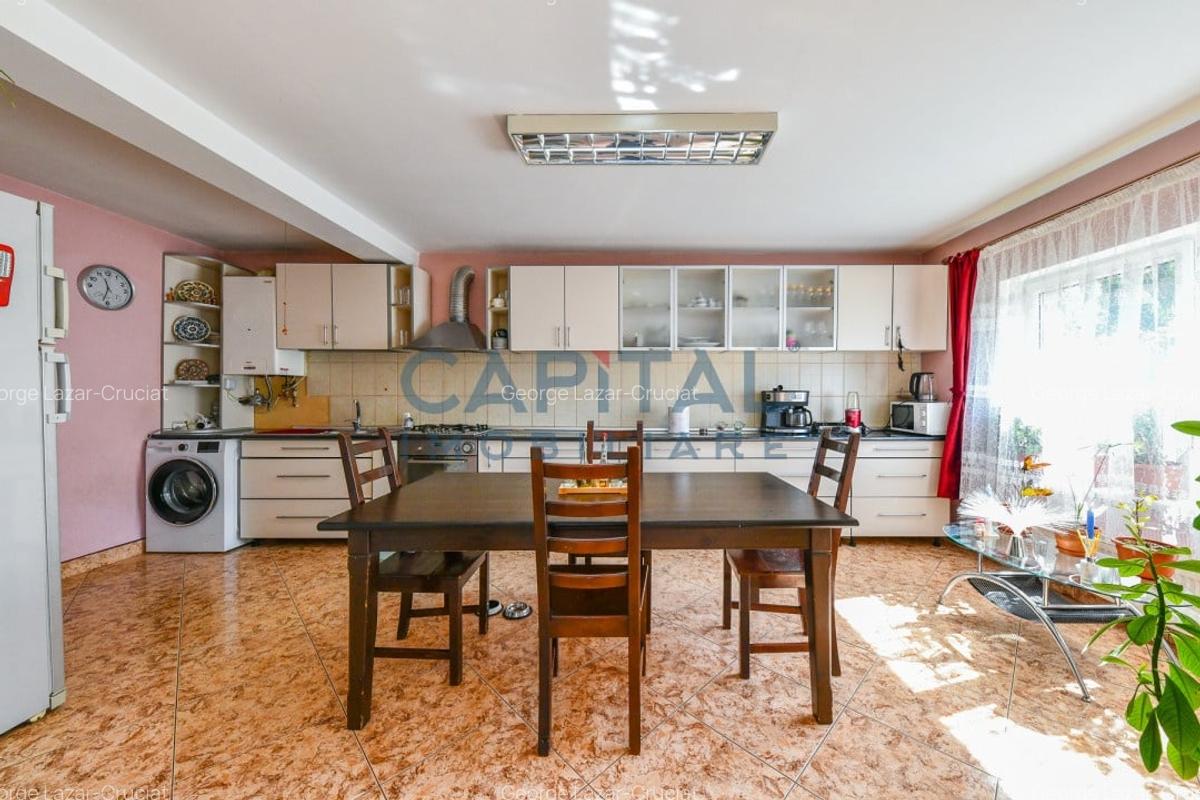 Casa individuala cu 4 camere, garaj si curte, in zona Europa - 6