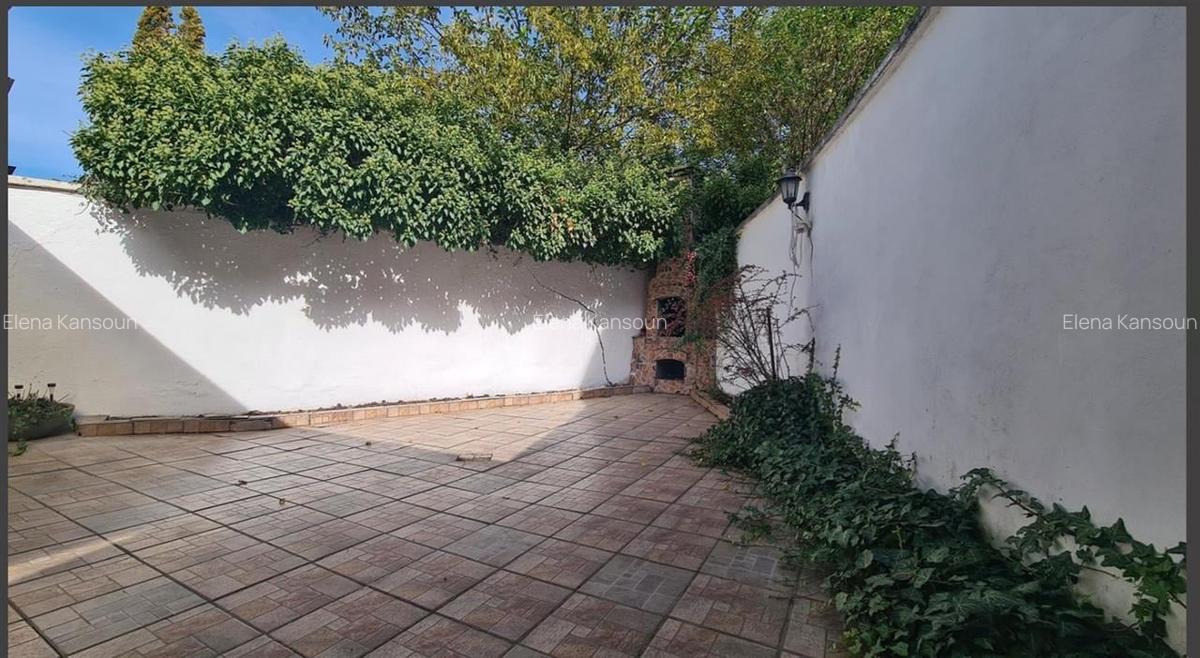 Casa  4 camere , curte individuala ,petfriendly Schei - 2