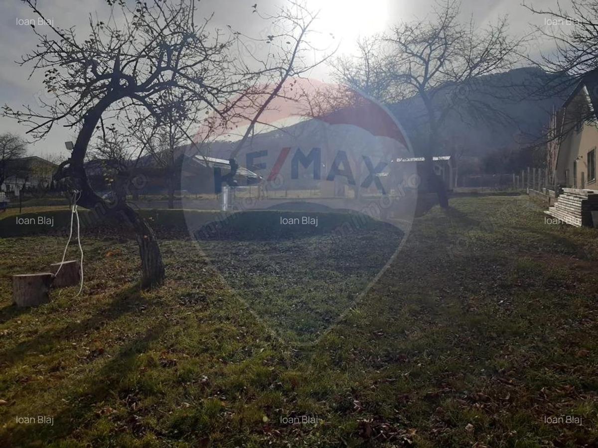 Teren 1,050mp Zarnesti cu proiect de casa / Strada Tohanita nr 26F - 14