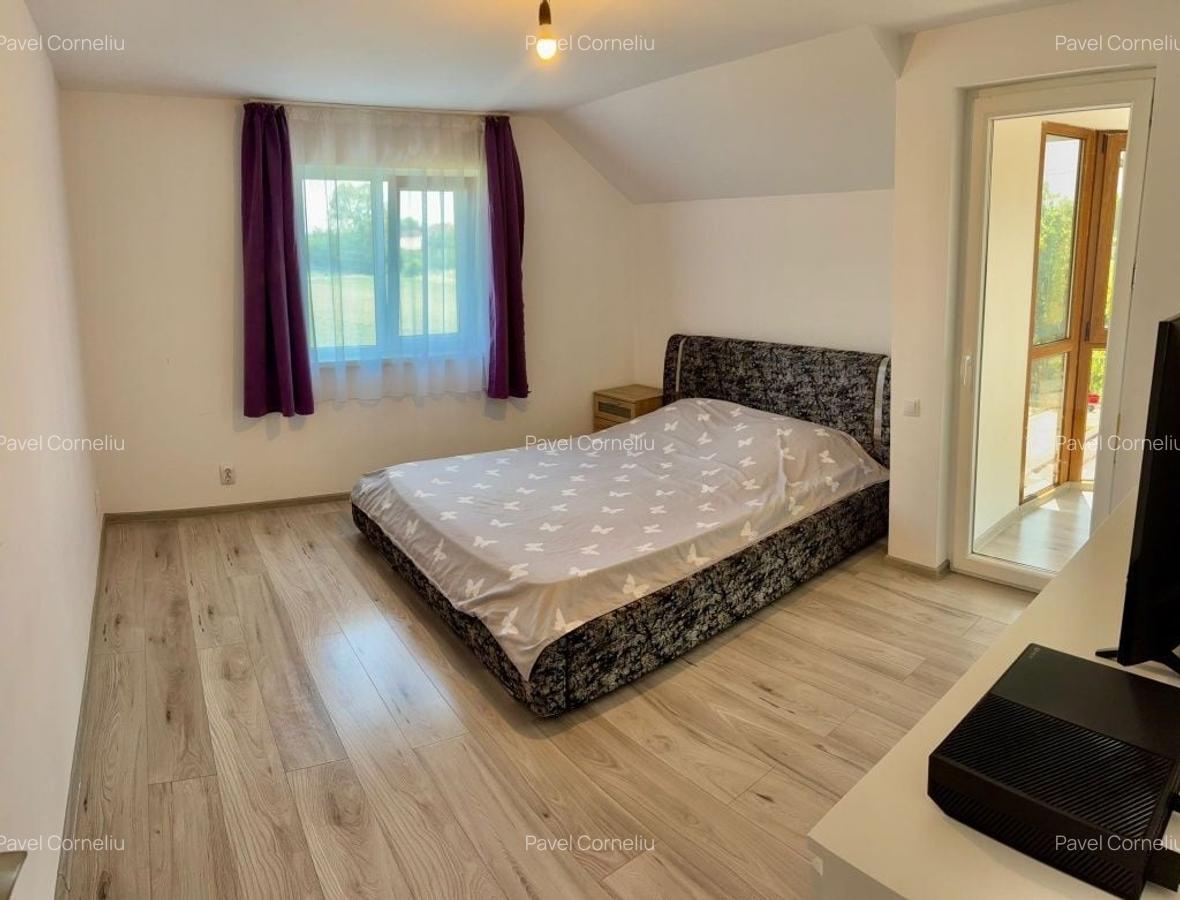 Casă cu 5 camere în Hărman, cod 8197 - 5