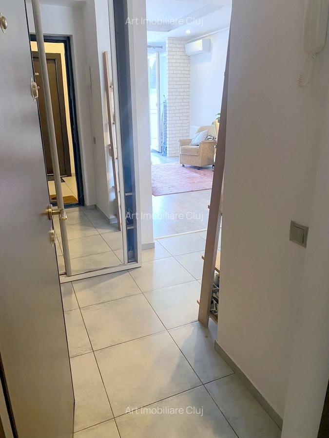 3 camere, bloc nou, mobilat modern, parcare, in centru, strada Traian - 10