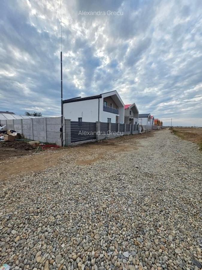 Casa indivuala 3-5 camere, teren 330 mp- Dobreni - 13