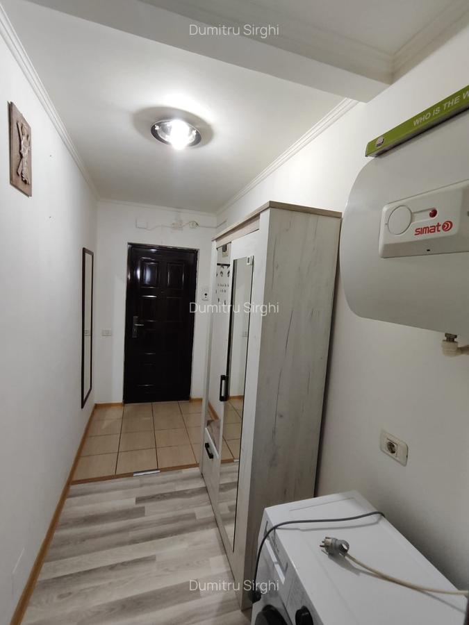 Garsoniera frumoasa la mansarda - 5