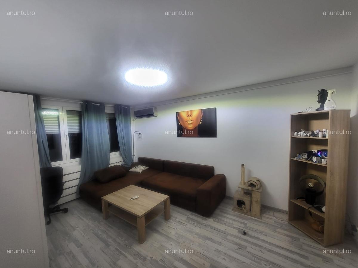 1 Decembrie 1918, metrou 8 min, str Mizil - 13