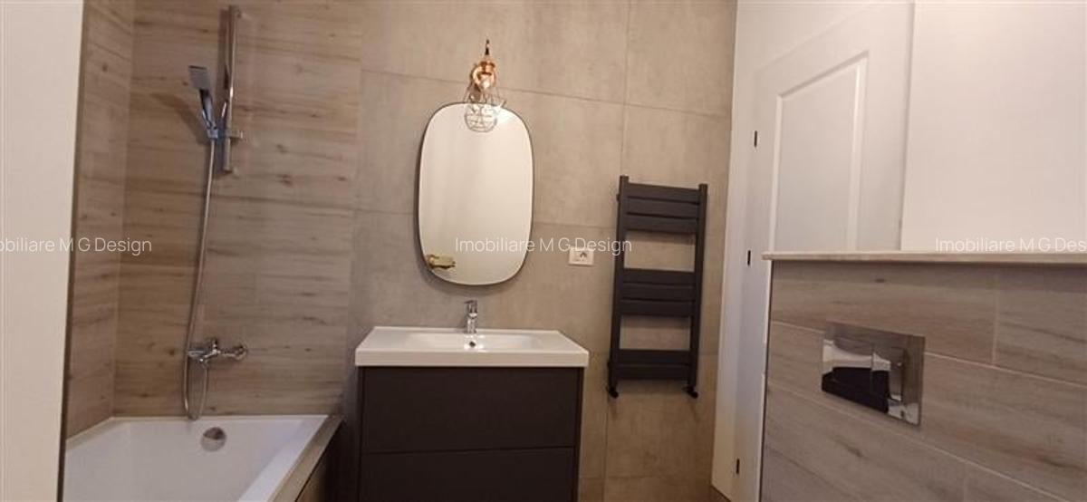 Casă cu 5 camere în Moșnița Nouă - 1