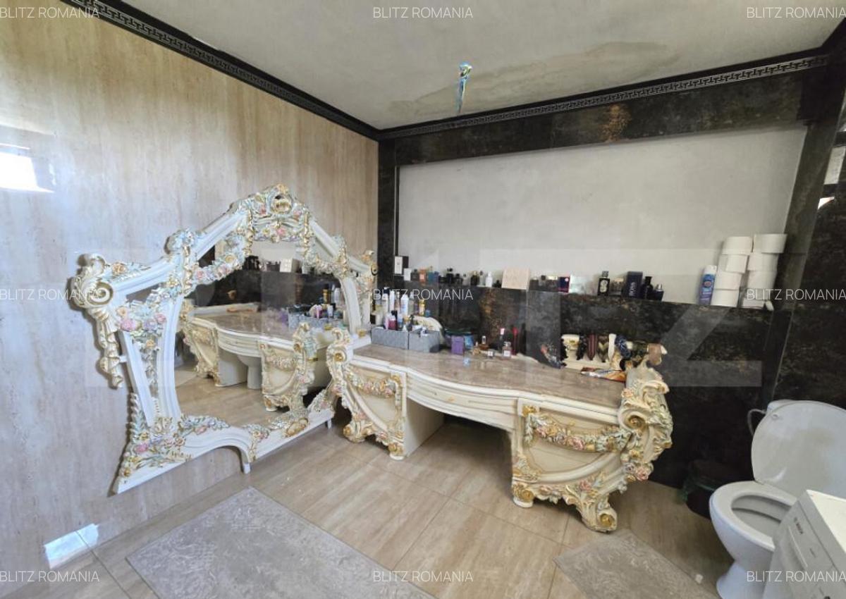 Casa cu 5 camere + garaj , situata in Valea Ursului - 2