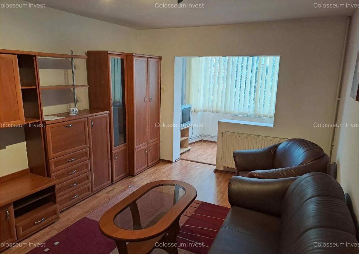 Apartament 2 camere, decomnadat - zona Centru Civic - 2