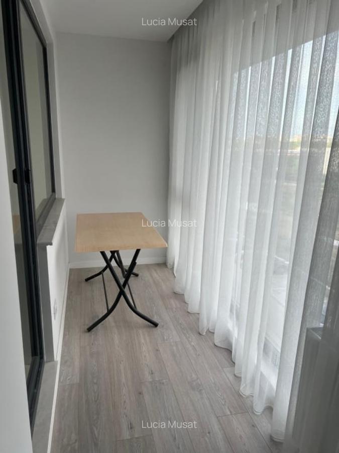 Apartament 2 camere, decomandat - 550 EUR/luna - 9