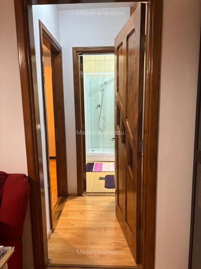 Centru - 2 camere de inchiriat - 8