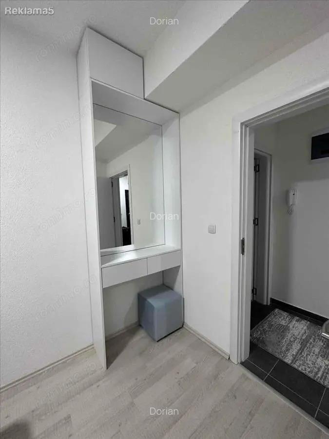 Vanzare apartament de doua camere zona Rahova - 3