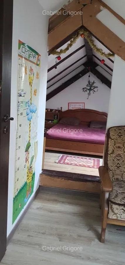 Apartament cu 4 camere decomandat în Central - 3