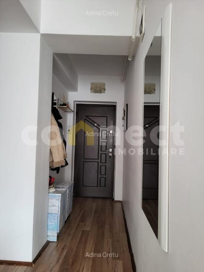 Apartament de 2 camere, semidecomandat, cu parcare. - 2