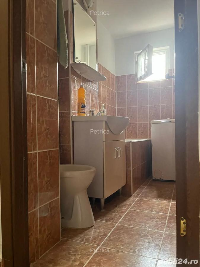Constanta, apartament 3 camere, semidecomandat confort 2 - 3