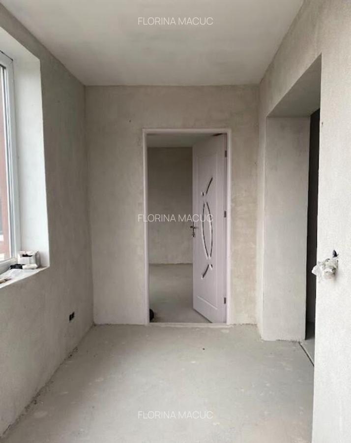 Casa in Calinesti, 2600 mp teren intravilan, 69500 euro - 11