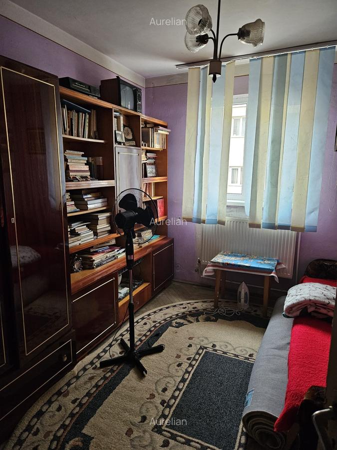 Apartament 3 camere, 60 mp - zona HCC, etajul 2 - 2