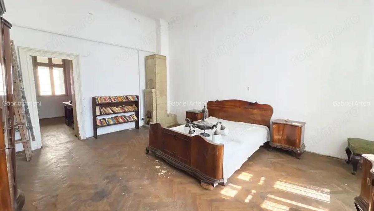 Uranus - O casa de renovat cu potential deosebit! - 12