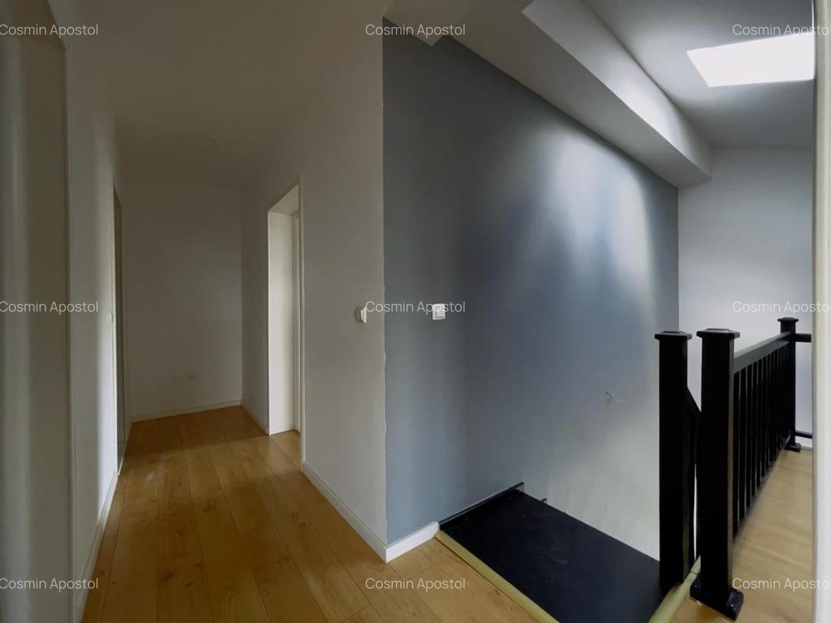 Apartament de vanzare cu 3 camere - 9
