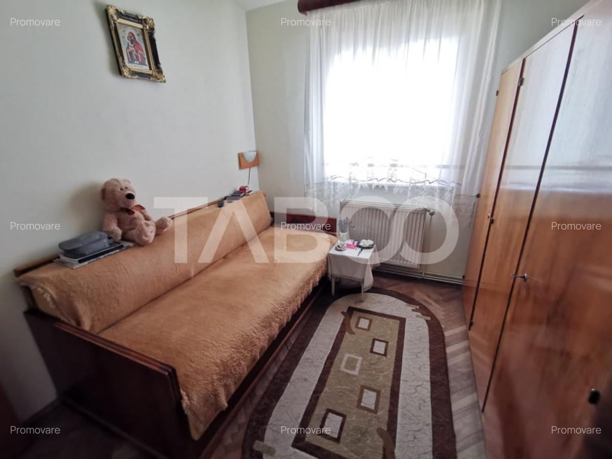 Apartament cu 3 camere la etajul 2 in zona Mihai Viteazul - 3