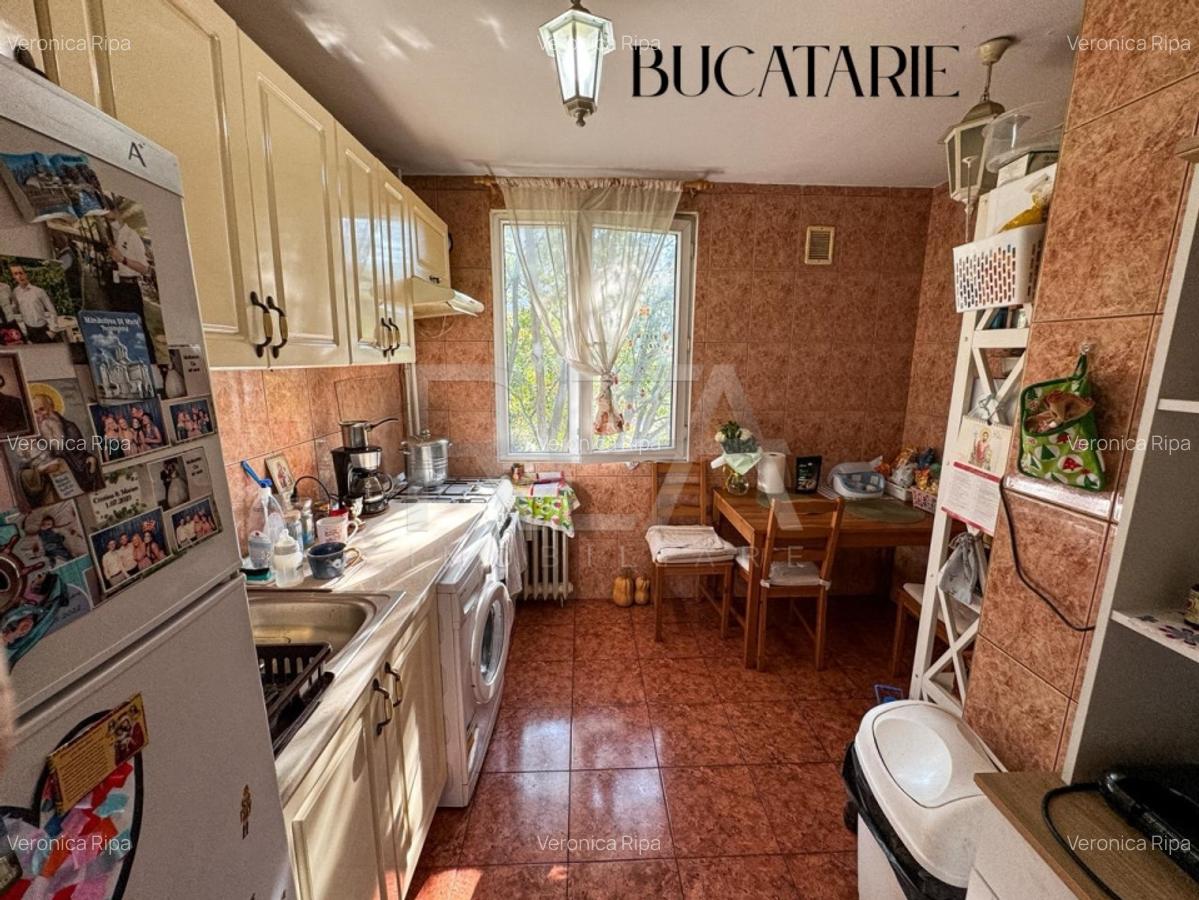 3 camere, decomandat, et 3/4, anvelopat-zona Pacii - 9