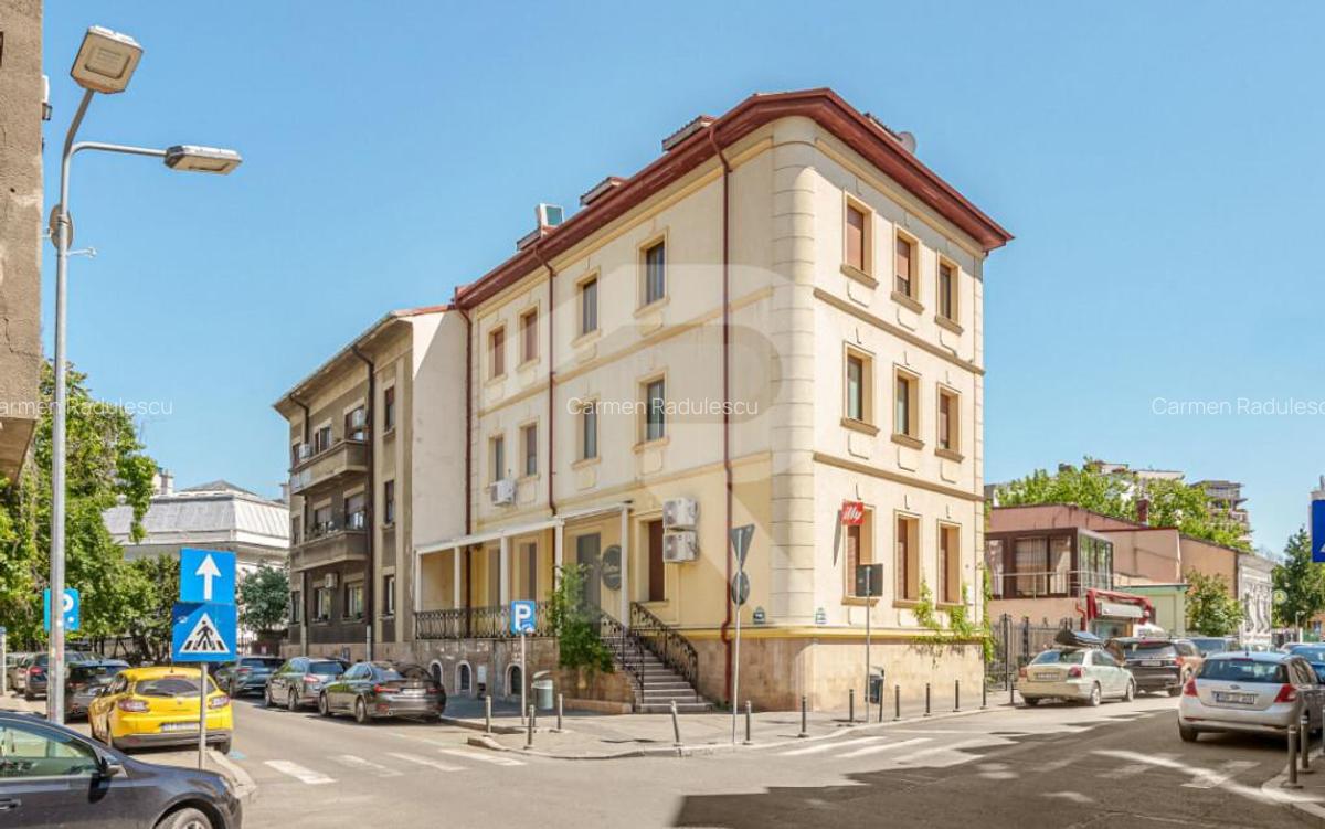 RESTAURANT DE VANZARE zona ARMENEASCA - 1
