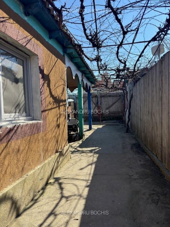 Casă cu 4 camere în Palazu Mare - 17