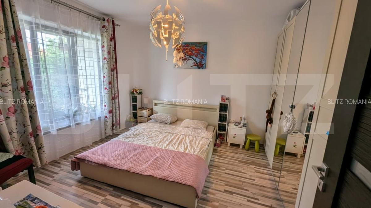 Casa de vanzare, mobilata si utilata. - 1