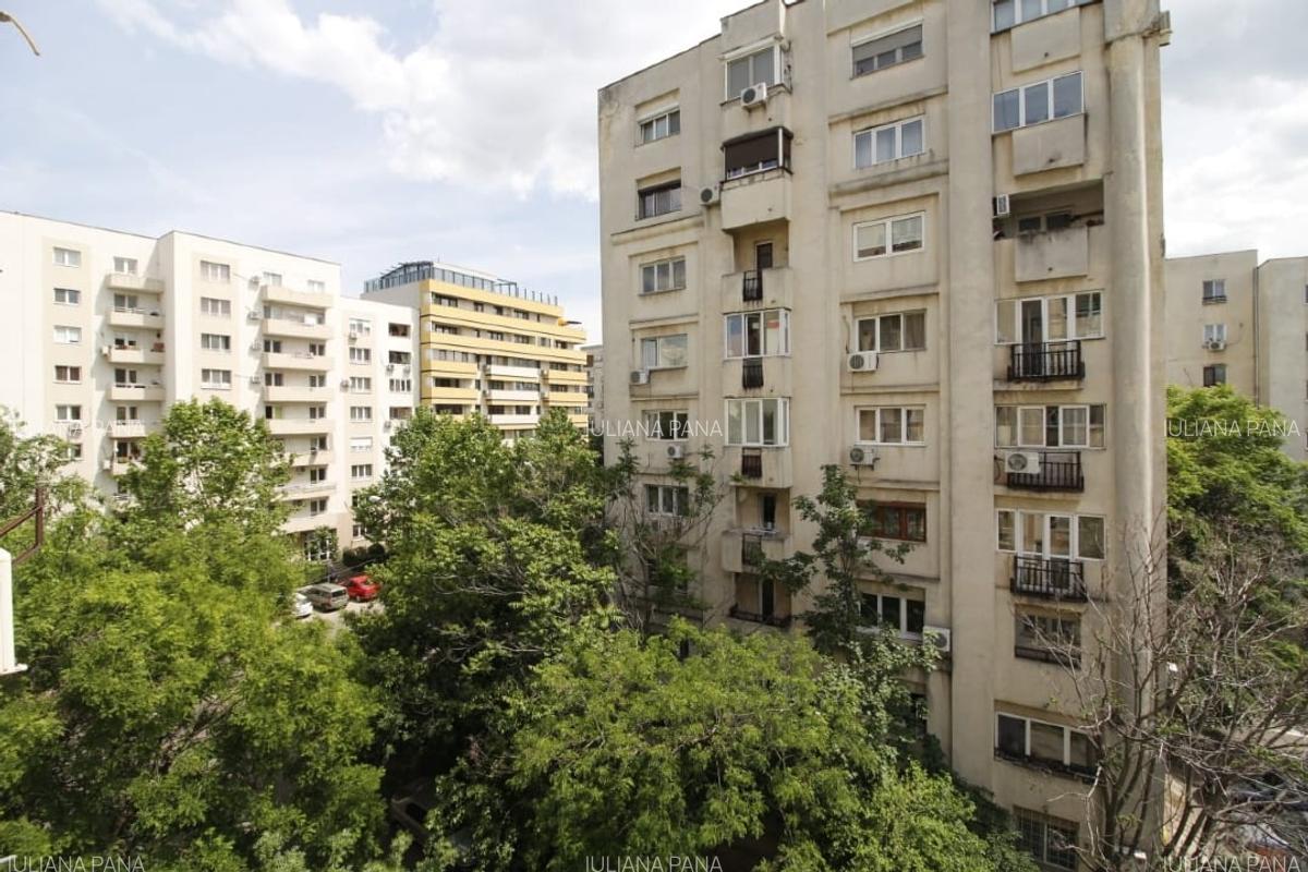 Proprietar ofer spre închiriere 3 camere BD Mircea Vodă - 10