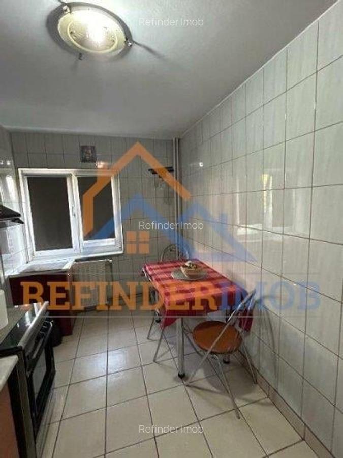 Vanzare apartament 2 camere bloc de 4 etaje 13 Septembrie - Drumul Sarii - 11