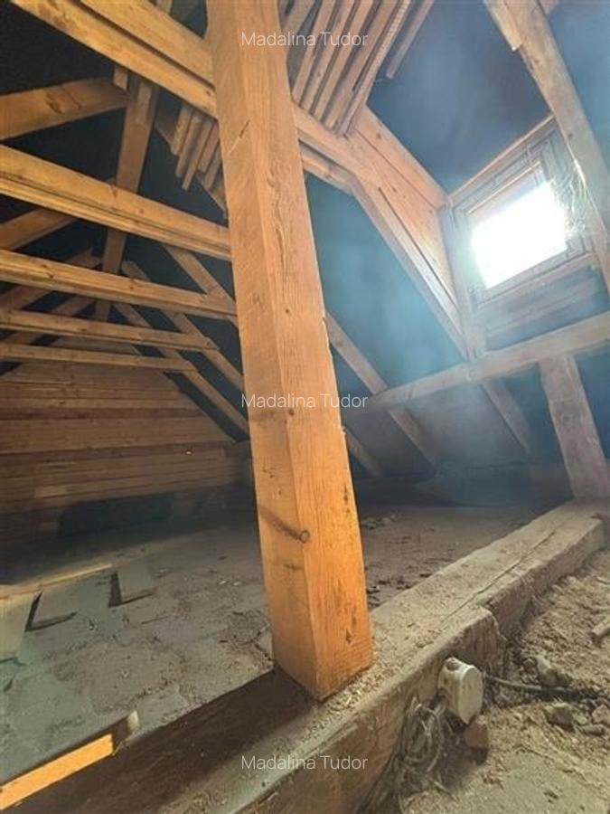 Casa de vanzare pretabila spatiu comercial / birouri,  2 camere, boxa si pod ren - 12