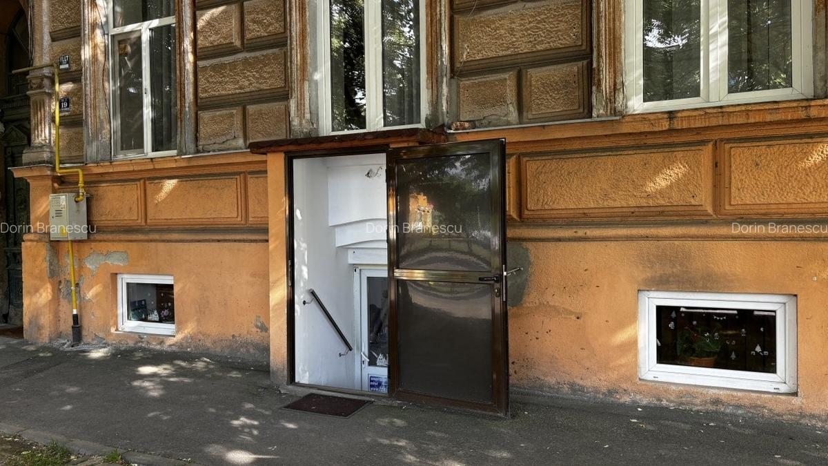 Apartament cu 3 camere semidecomandat în Iosefin - 11