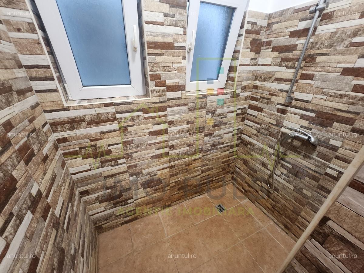 Dumbravita. Casa Pretabil cazare muncitori/birouri/sediu firma. 17 Camere.7 Bai - 15