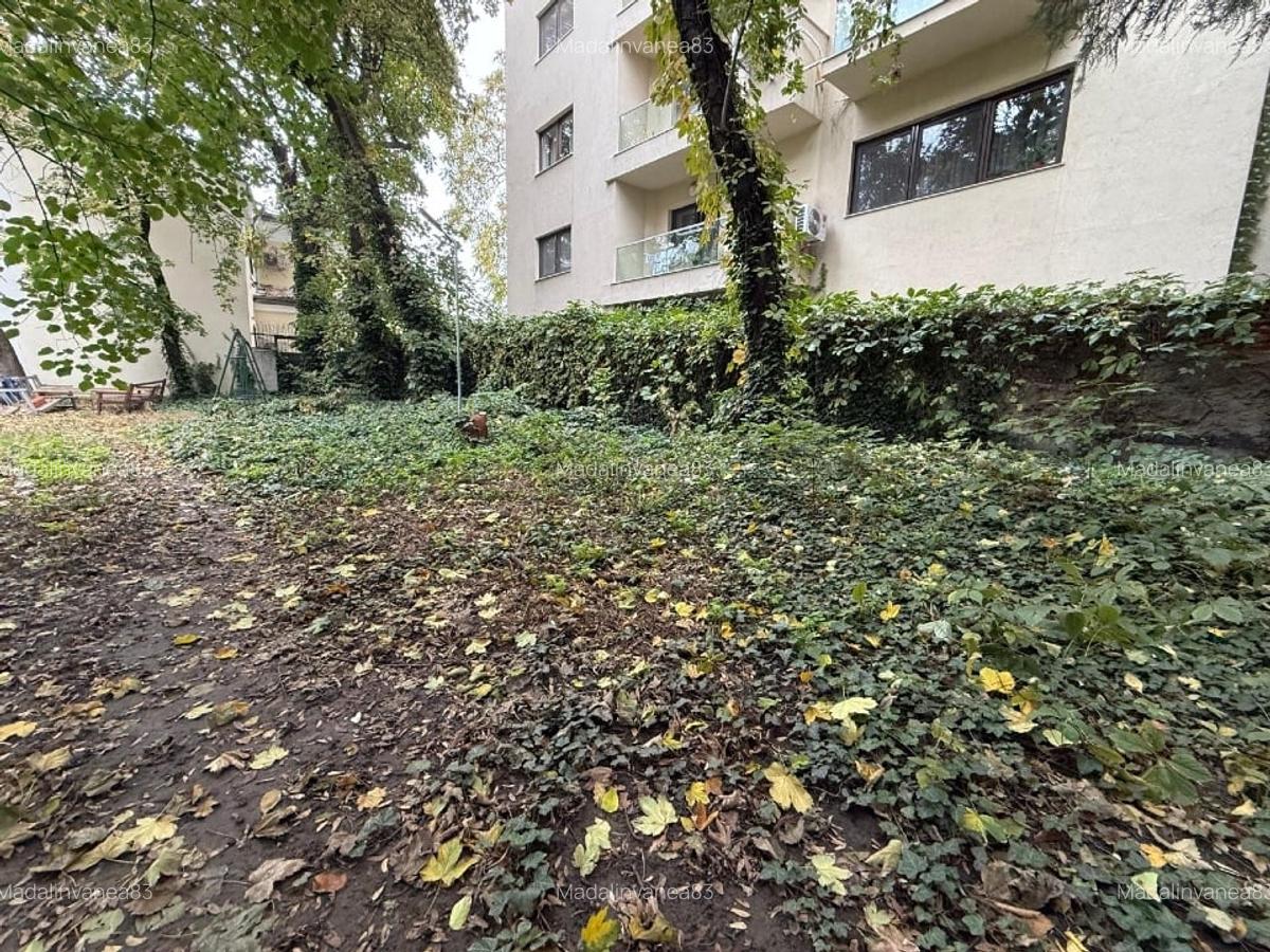Studio Cismigiu cu acces la gradina comuna - 13