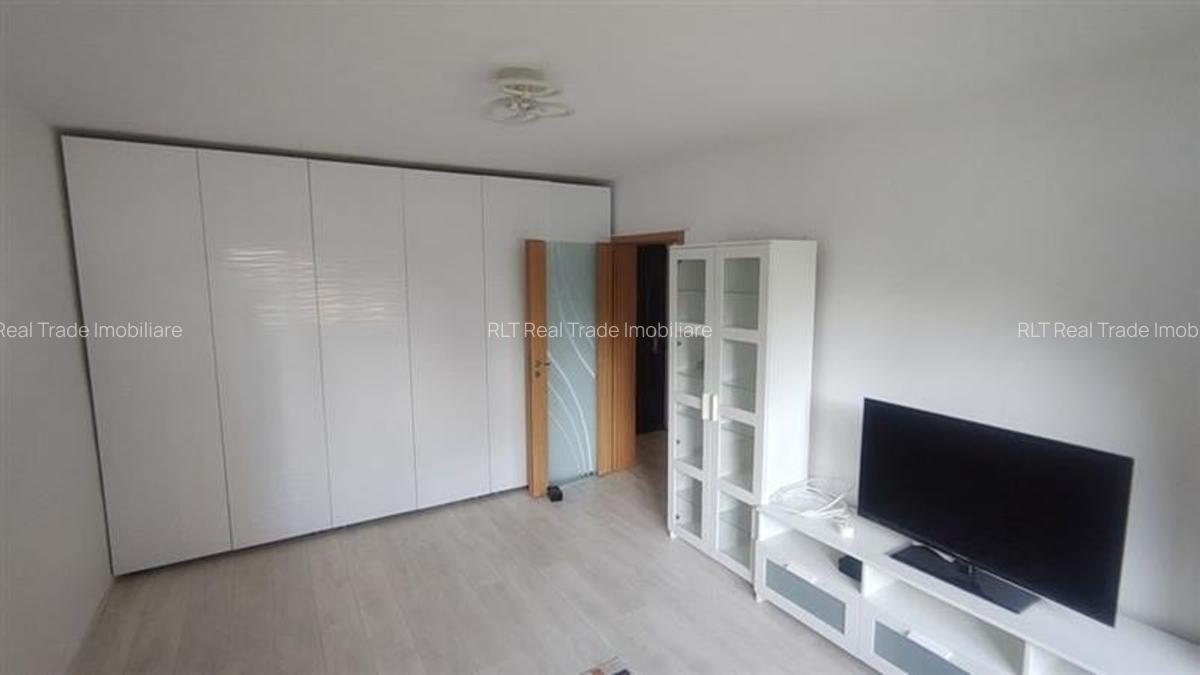 Apartament cu 3 camere decomandat, mobilat în Răcădău - 5