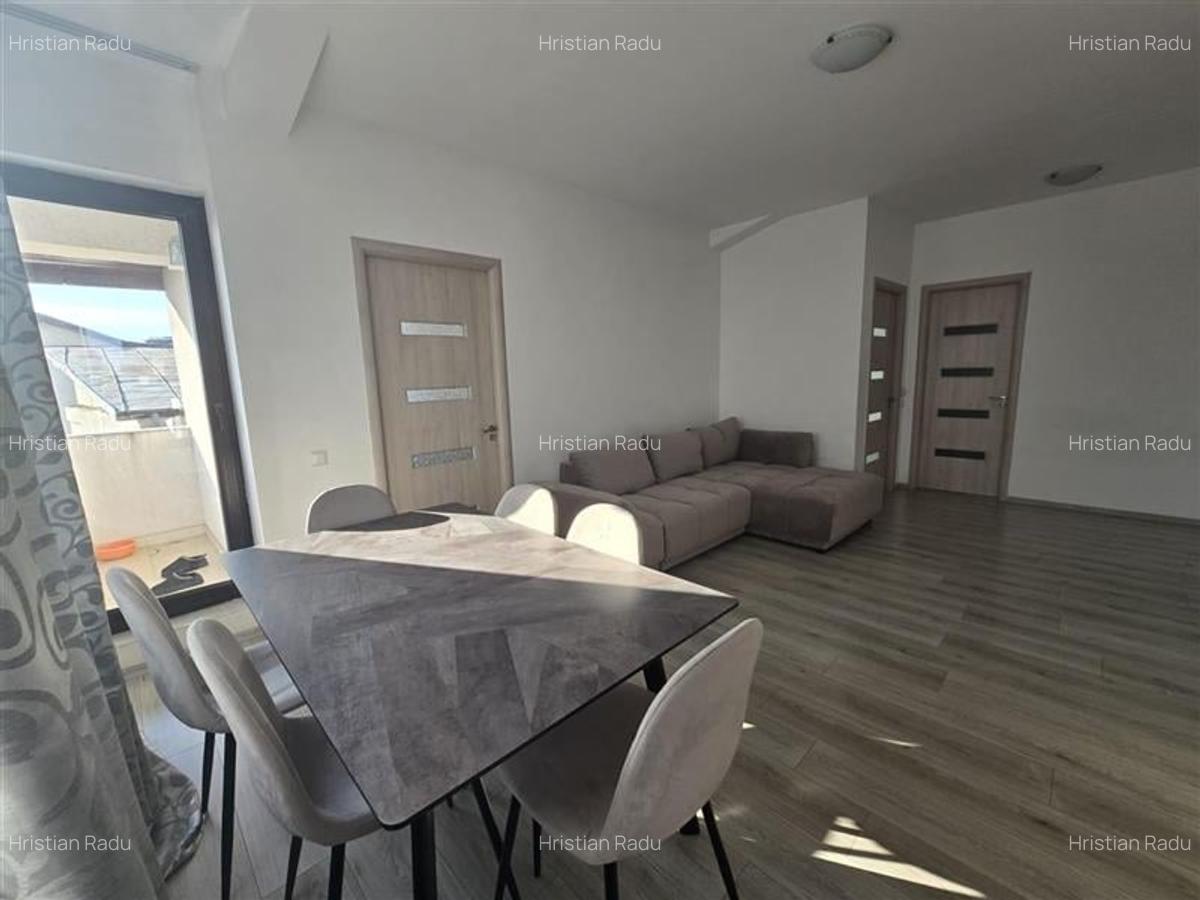 Apartament cu 3 camere semidecomandat în Bucureștii Noi - 3